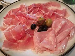 精选意大利火腿拼盘配油醋腌蔬菜-Fiume福弥意大利餐厅
