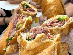 -Bánh Mì Huynh Hoa