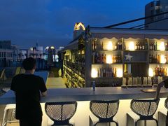 -顽啤熊·酒客酒馆(苏城夜景必选店)