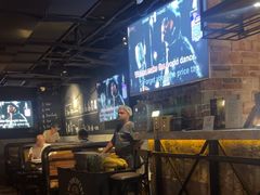-麦凯伦烧烤·精酿超级工厂店(金桥总店)