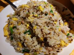 特色臊子蛋炒饭-嘉州叶婆婆钵钵鸡(建设路店)