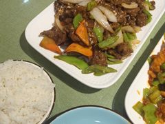 -桃子餐厅·天津菜(王顶堤总店)