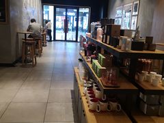 -星巴克(广州百信广场东区店)