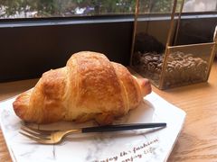 croissant-WIZARD COFFEE咖啡巫师