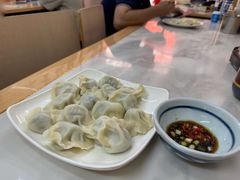 -孖妹上肉饺子馆