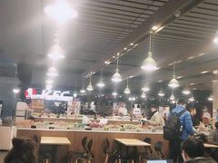 大堂-麦当劳(郑州东高铁站店)