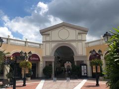 -佛罗伦萨小镇广佛名品奥特莱斯(疏港路店)