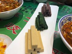 -令氏家外家周秦食府(高新店)