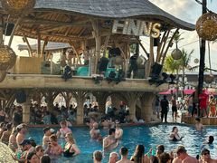 -FINNS Beach Club
