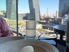 -福楼毕斯罗F Bistronome(国贸商城约会地标景观店)