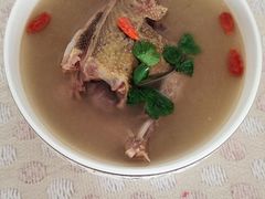 -爱月宝月嫂·育儿嫂