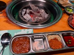 -唯成•韩国炭火烤肉 유성고기