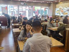-顺溜·手工刀削面·黑金店(铜锣湾店)