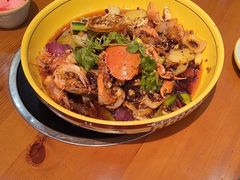 -休记光头香辣蟹干锅(绵竹店)
