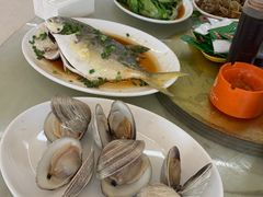 -红月湾海鲜饭店•沙滩海景(双月湾店)