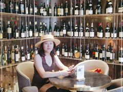-wineapp葡萄酒餐吧(外滩金融中心店)