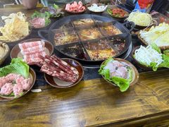 -乖嬢嬢重庆老火锅(南联店)