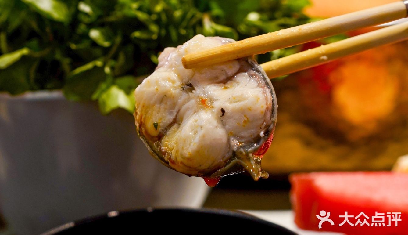 我与秋天的🌊“鳗”有个约会！糟粕醋火锅与白鳗钟情食刻。