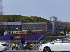 -世纪公园-1号门停车场