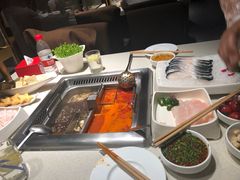 -海底捞火锅鲜切牛肉主题店(长寿路店)