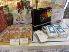 面包甜点陈列柜-花园饼屋·吐司蛋糕面包(星海店)