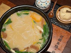 -银米·云南传统过桥米线(双廊黑金冠店)