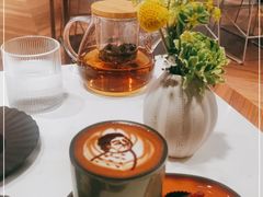 -潮一不贰·法式甜品·生日蛋糕·西式简餐(外滩店)