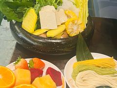 -一绪に寿喜烧(荟聚店)