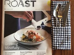 -ROAST coffee & eatery