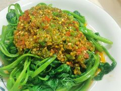 剁椒藤菜-洪霞餐馆