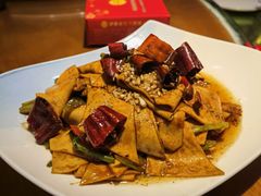 -那家老院子东北菜·饺子·小鸡炖蘑菇(艳华街店)