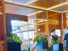 -大中华希尔顿酒店-念自助餐·嗨啤·小龙虾