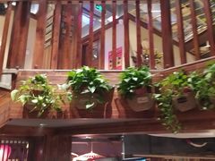 -湘西小馆(滨河路店)