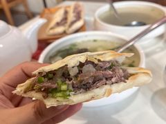 -培万河间驴火•驴肉火锅(东平店)