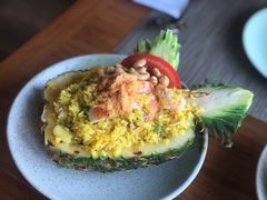 菠萝海鲜炒饭-mango tree芒果树泰国餐厅(青岛万象城店)