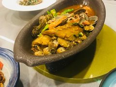 渔娘炖杂鱼-渔娘渔家丹东海鲜(东直门店)