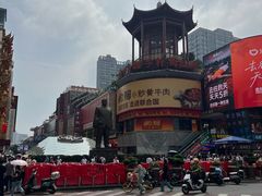 -黄兴南路步行商业街