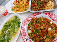 -江城燕子大排档(江汉路步行街店)