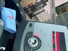 -美航国际健身(北京华联店)