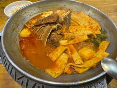 -喇喇排骨火锅·传统韩式脊骨汤(望京西园总店)