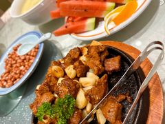 -海派美食·家宴海鲜青岛菜·石锅鲽鱼头(东方城店)