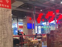 大堂-么肆烤肉·中式自助·烤肉大排档(街道口季佳PAI店)