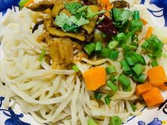 -陕味食族油泼面(工商大学店)