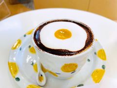 荷包蛋摩卡-COMPANION COFFEE小伴咖啡