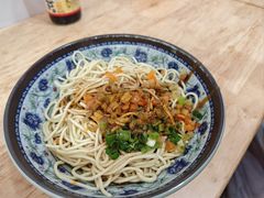 -牛师傅牛肉面(尚隆路店)