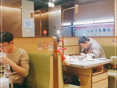 -海底捞火锅(高新万达店)