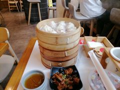 -馋三尺蟹粉小笼(人民广场店)