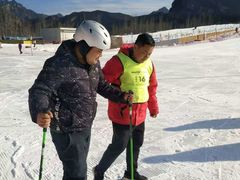 -荣盛康旅野三坡滑雪场