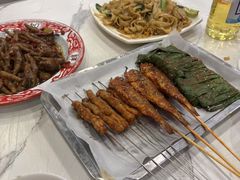 -江城燕子大排档(江汉路步行街店)