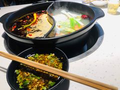 -钢管厂五区小郡肝串串香(奥克斯广场锦城万达店)